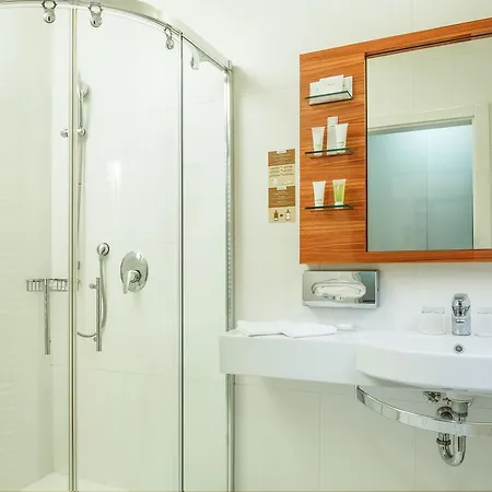 Hotel St. Joseph Royal Regent 4*