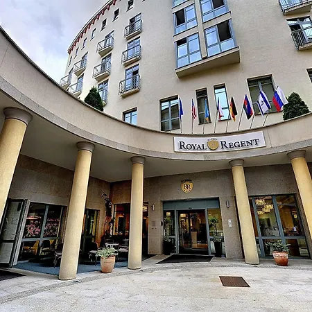 Hotel St. Joseph Royal Regent 4*